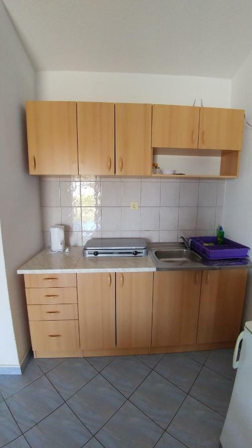 Apartments Ayla Vir Εξωτερικό φωτογραφία